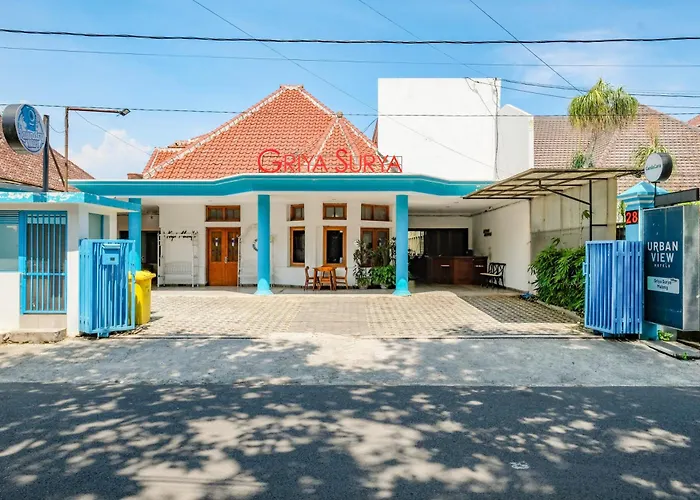Urbanview Hotel Griya Surya Malang